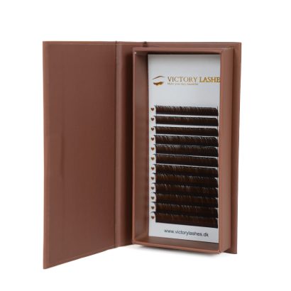 Brown Lashes 01